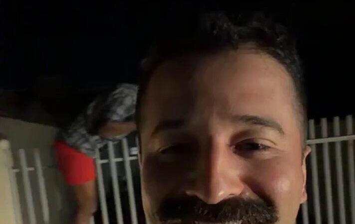 Tentativa de furto dá errado e suspeito fica “pendurado” em portão em cena inusitada em Sinop – veja o vídeo: