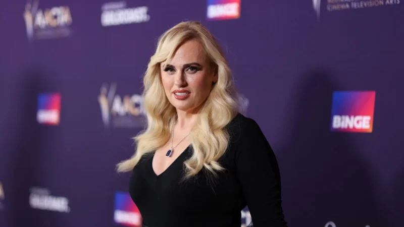 Rebel Wilson desabafa: “Acho que nunca terei um corpo de biquíni”
