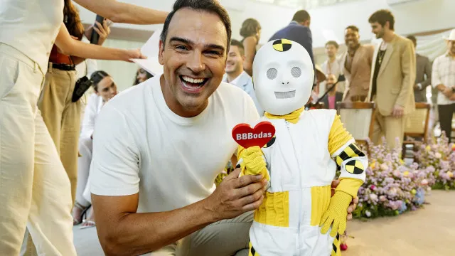 Tadeu Schmidt relata cansaço após fim do BBB 26 e diz que corpo ‘cobrou’ ritmo