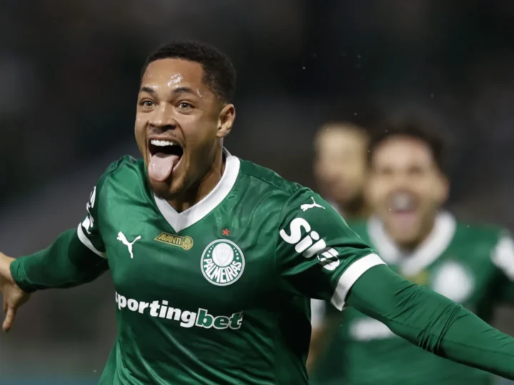 Palmeiras terá ‘maratona’ fora de casa e trabalha para recuperar Vitor Roque