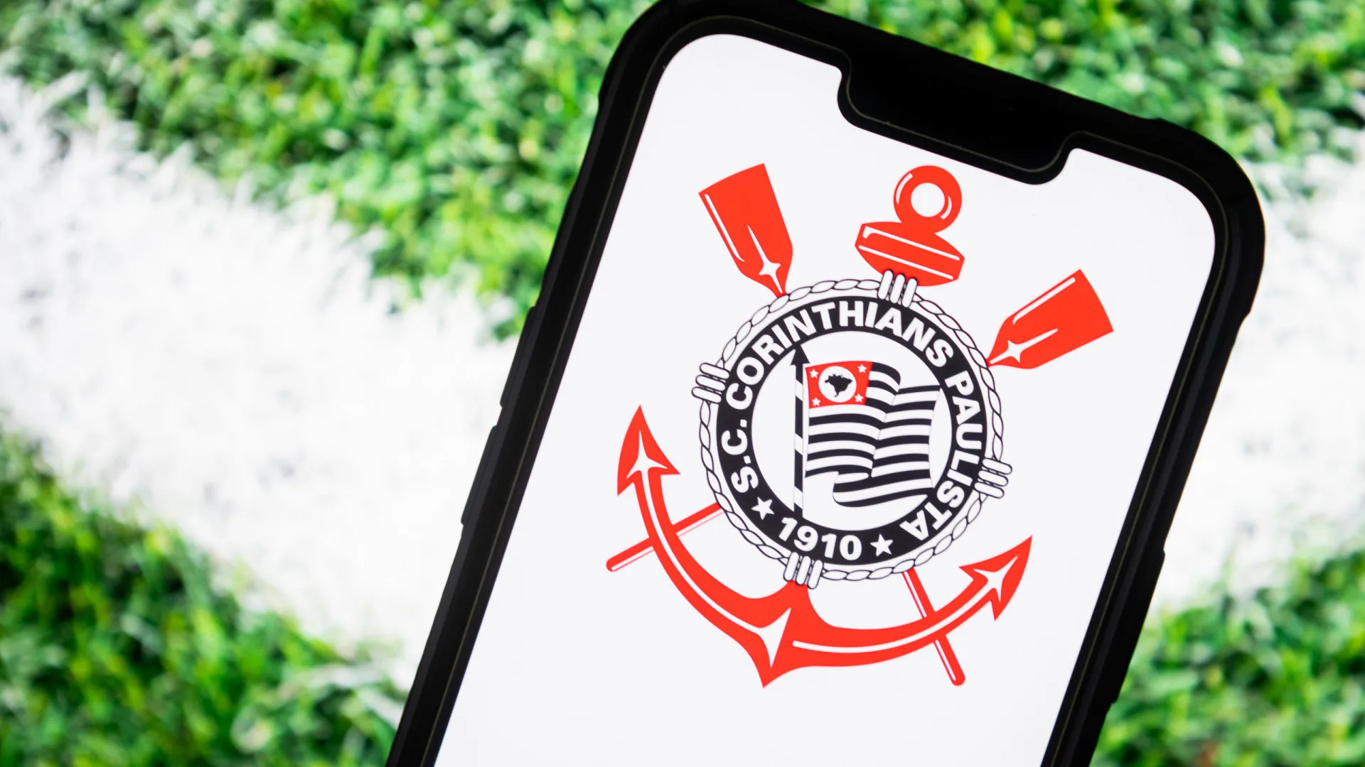 Corinthians endurece cobrança de R$ 35 milhões contra 11 times brasileiros