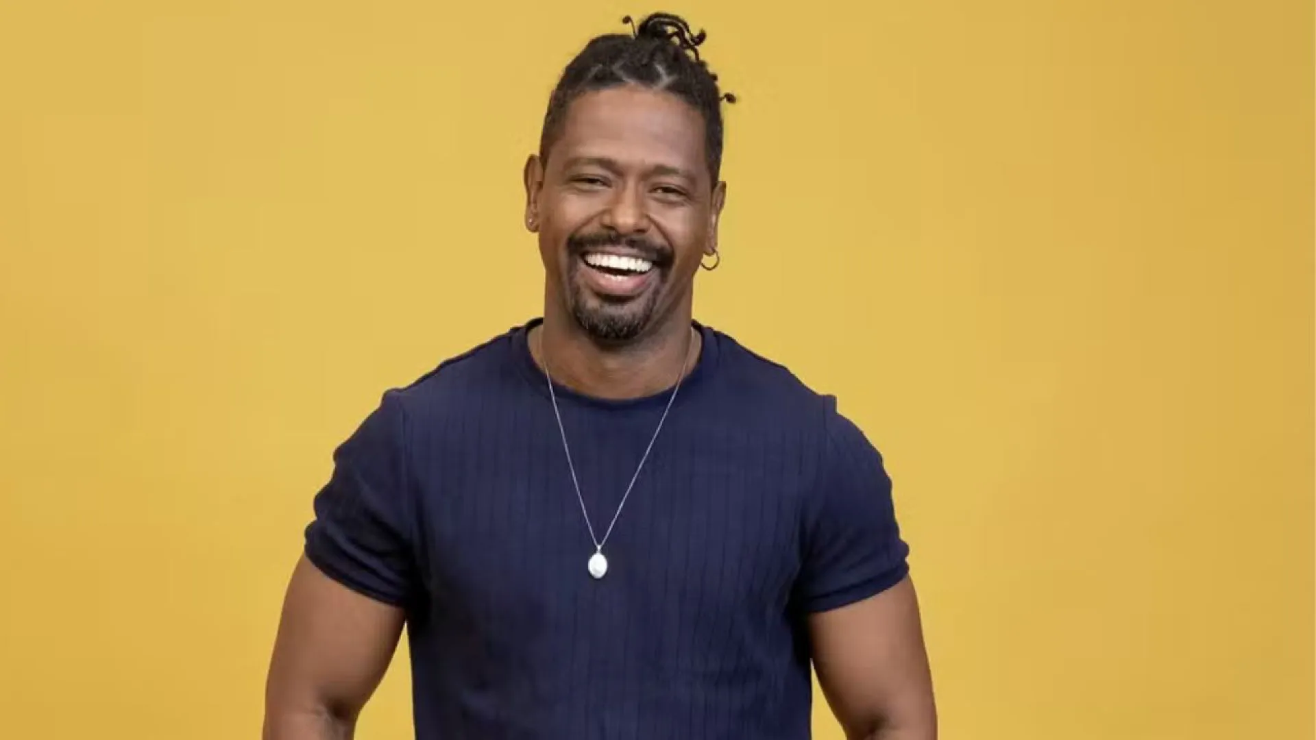 BBB 26: Após exames médicos, Leandro retorna ao reality e diz que foi ‘só um susto’