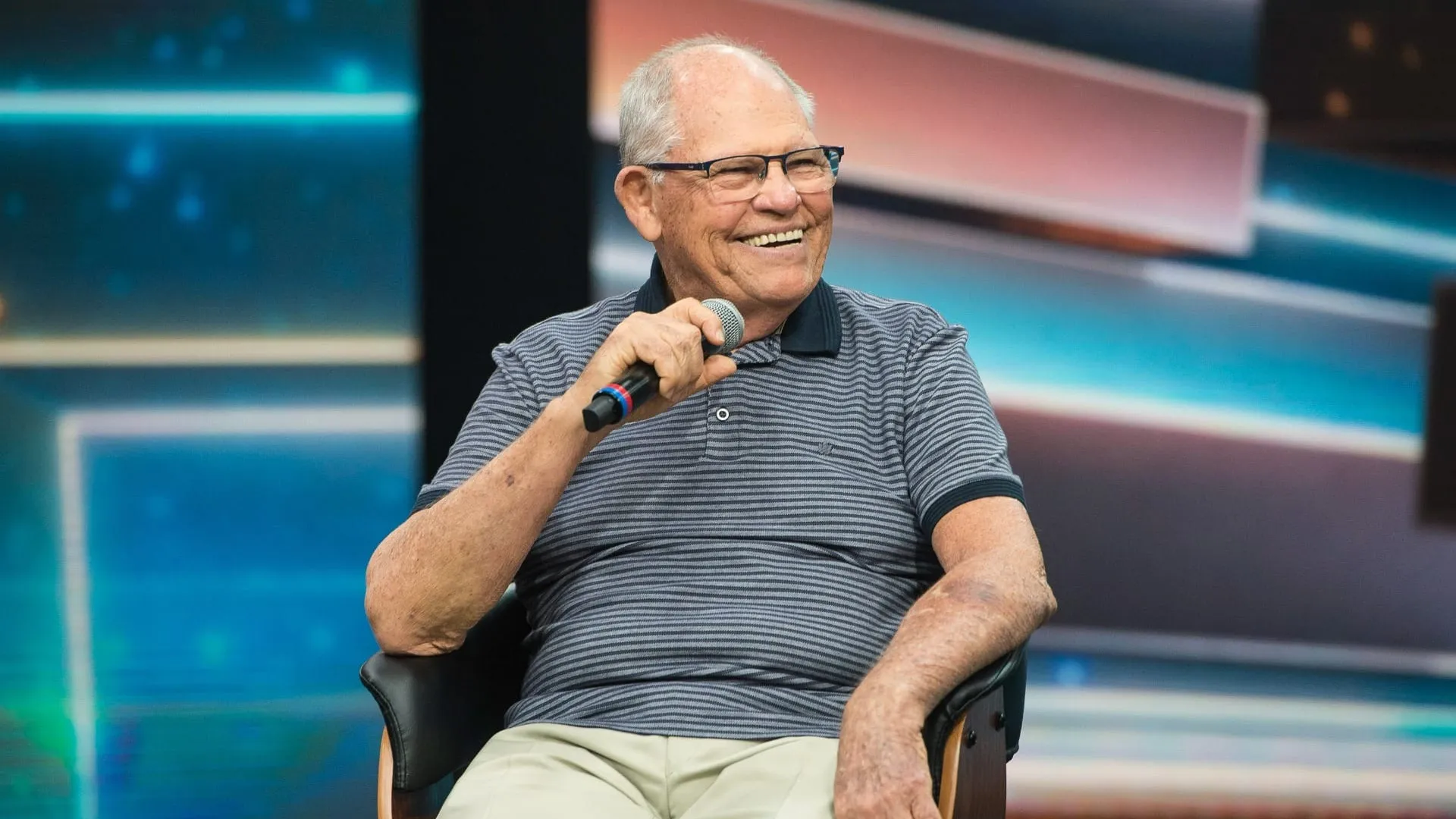 Morre Silvio Matos, ator e dublador que virou fenômeno na internet