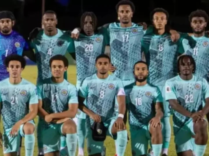 Seleção ‘menos popular’ da Fifa busca técnico e faz anúncio no Facebook