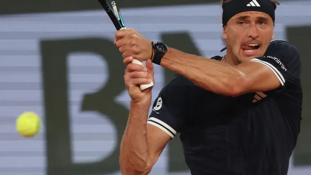 Alexander Zverev se classifica para as oitavas de final de Roland Garros