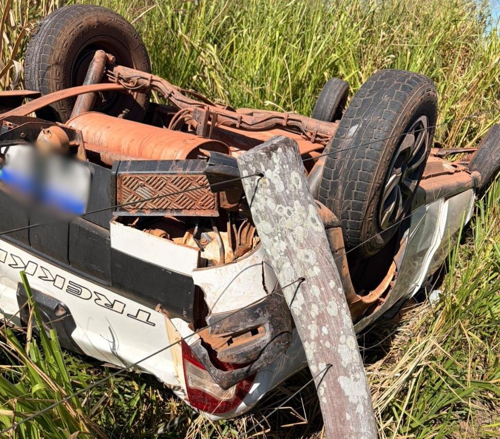 Desaparecido por dias, é encontrado vivo em situação impressionante dentro de carro