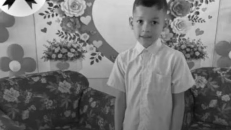 Menino de 8 anos morre após cair em máquina de transporte de soja