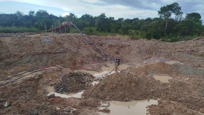 Garimpo ilegal escondido em área rural é fechado e operação revela exploração milionária irregular