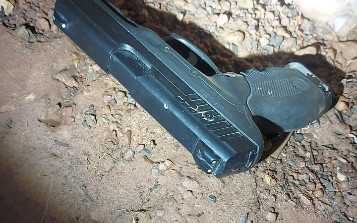 Polícia interrompe ritual de tortura e encontra homem amarrado e morto; menores estão entre os suspeitos