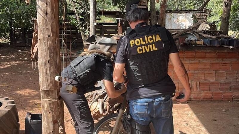 Arma e mais de 100 munições são apreendidas durante investigação de ameaças e extorsão