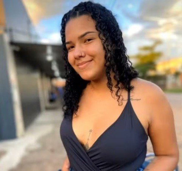 Jovem de 20 anos é morta a tiros dentro de casa noturna em MT