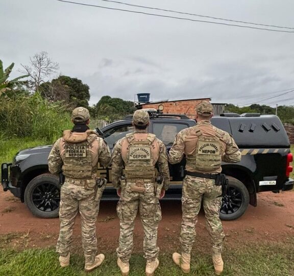 Operação da PF mira grupo ligado ao tráfico e apreensão de quase 200 kg de drogas