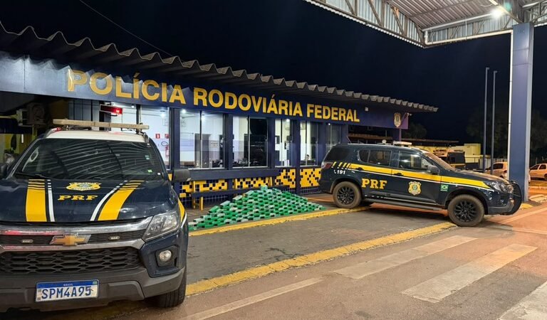 Carga milionária de droga é encontrada escondida em caminhão frigorífico durante fiscalização