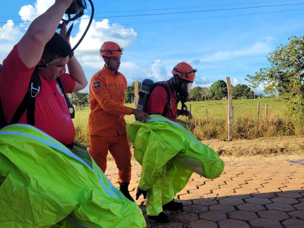 Vazamento de gás tóxico em frigorífico mobiliza bombeiros em operação de risco