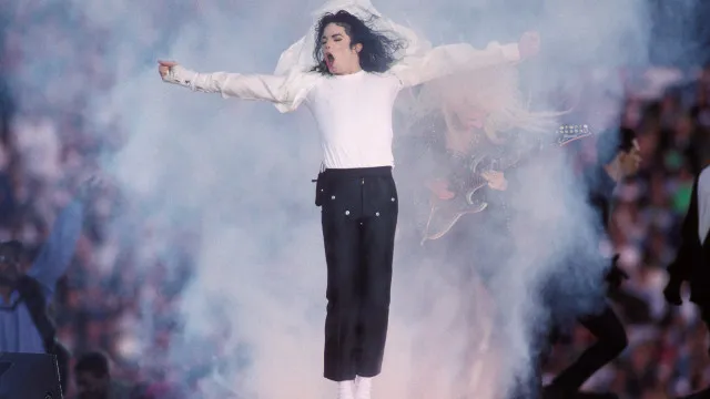 Michael Jackson é o artista mais ouvido do mundo no Spotify no fim de semana