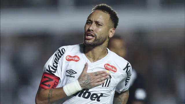 Neymar joga ‘final’ por vaga na Copa em duelo do Santos contra o Coritiba