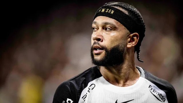 Gaviões se reúne com Memphis, que aceita rever salário para renovar