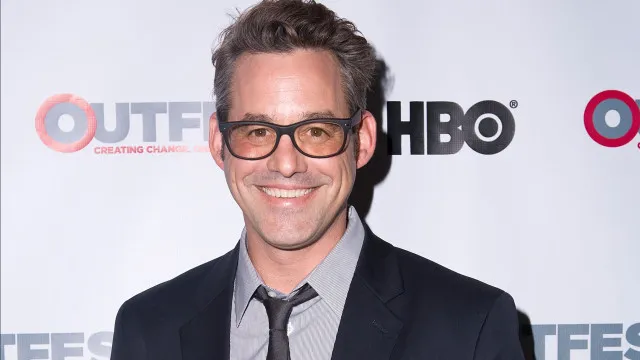 Causa da morte de ator de “Buffy-A Caça Vampiros” é revelada em autópsia