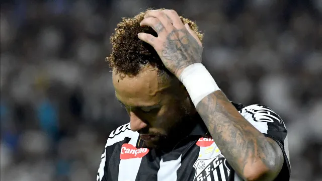 Neymar quebra silêncio sobre desentendimento com Robinho Jr: “Do futebol”