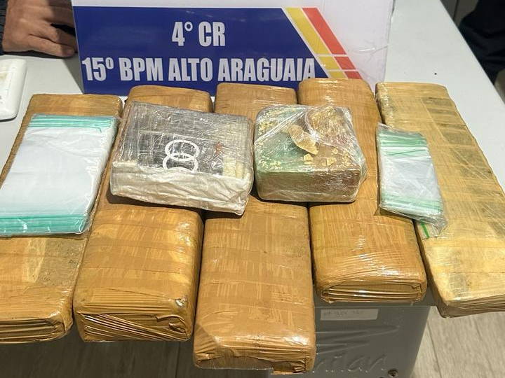 Denúncia leva à apreensão de seis quilos de drogas e termina com traficante preso