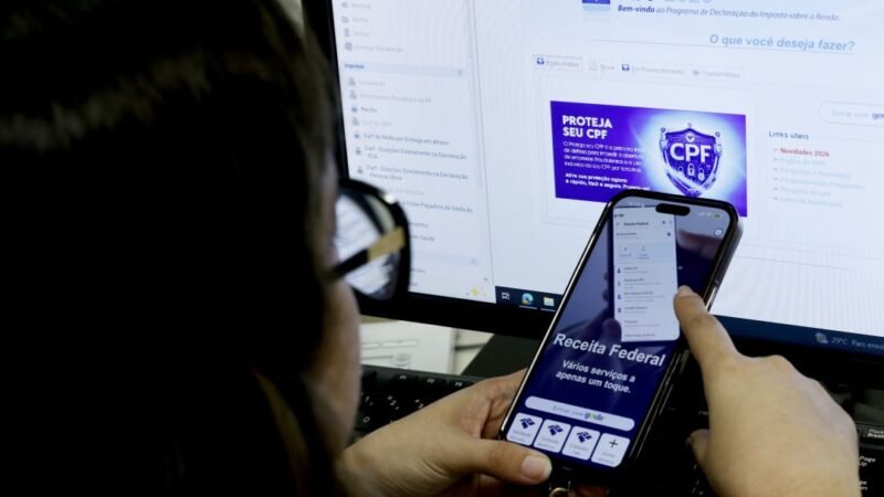 Receita paga lote especial de restituição automática em julho