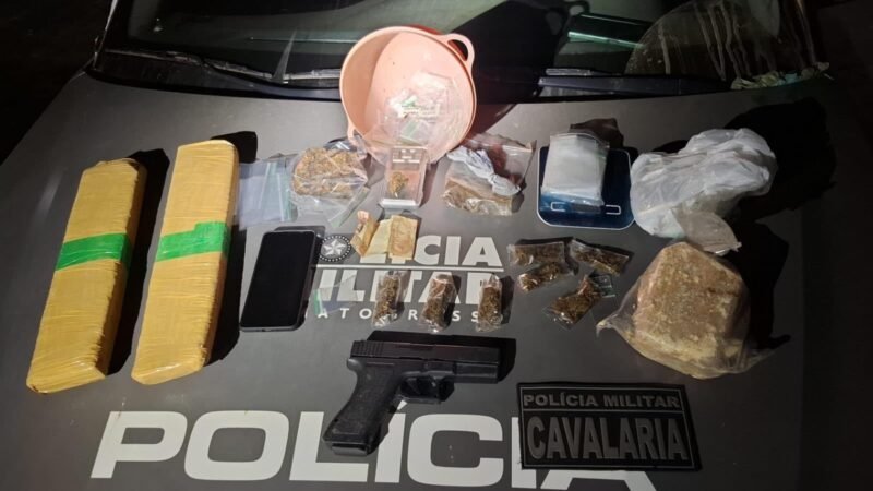 Drogas enterradas em quintal são descobertas após suspeito resistir à abordagem policial em Peixoto de Azevedo