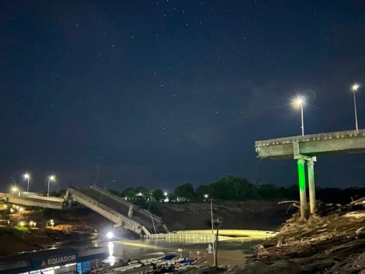 Ponte inaugurada há menos de dois anos desaba e deixa quatro feridos