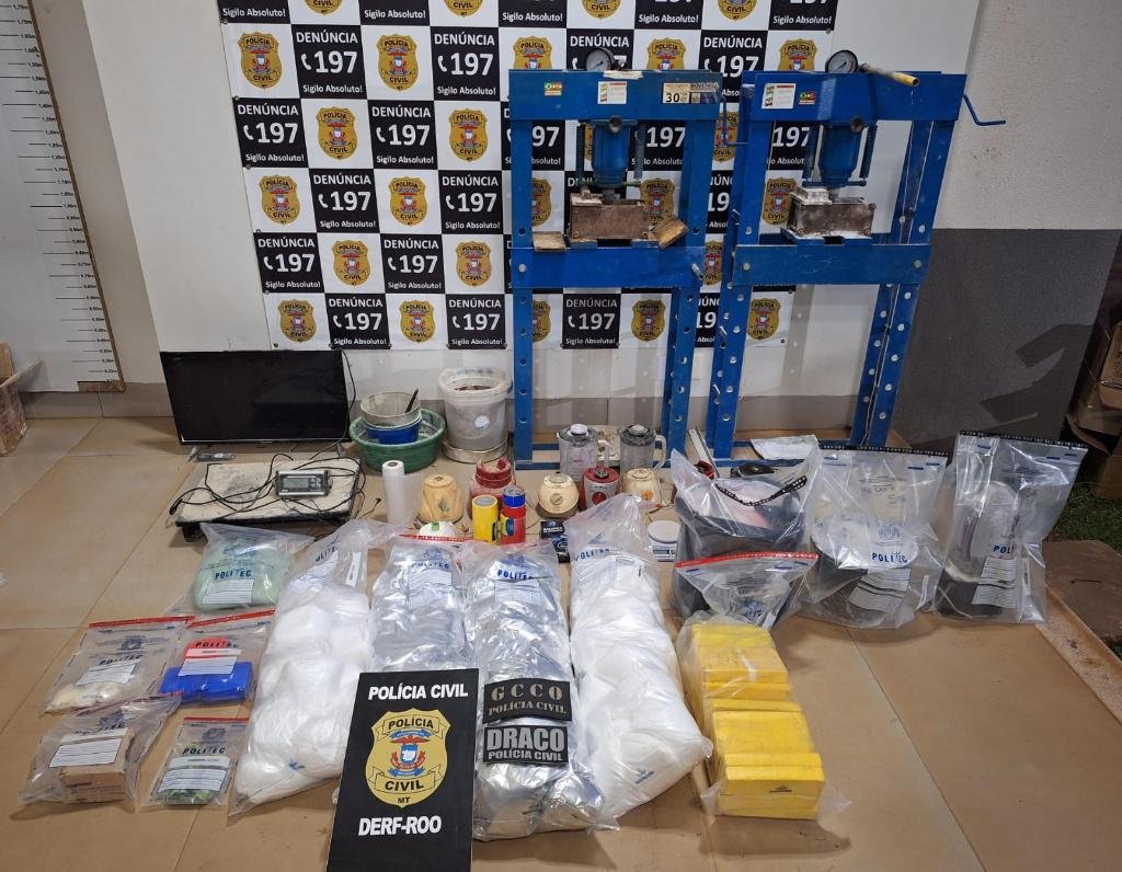Polícia descobre laboratório clandestino e apreende 20 quilos de cocaína em operação contra facção