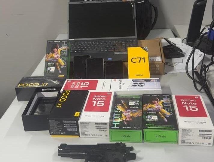 Venda de celulares furtados termina com prisão e recuperação de aparelhos roubados