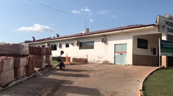 Marcelândia: Mulher rasga saco escrotal do marido com as unhas após ser agarrada pelo pescoço