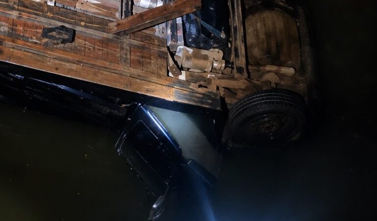 Casal morre após carro cair de ponte em rio na MT-325; criança sobrevive ao acidente em Alta Floresta