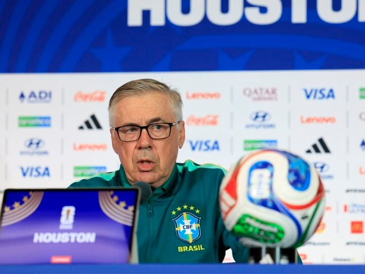 Ancelotti omite escalação do Brasil na véspera do duelo contra o Japão