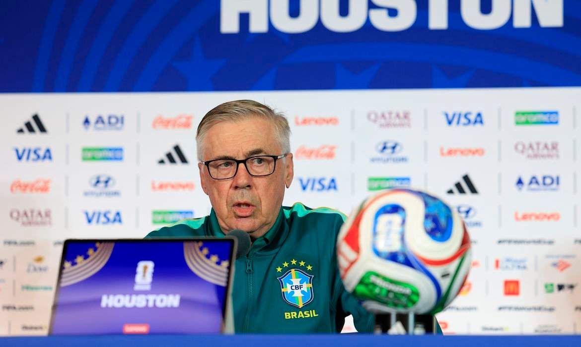 Ancelotti omite escalação do Brasil na véspera do duelo contra o Japão