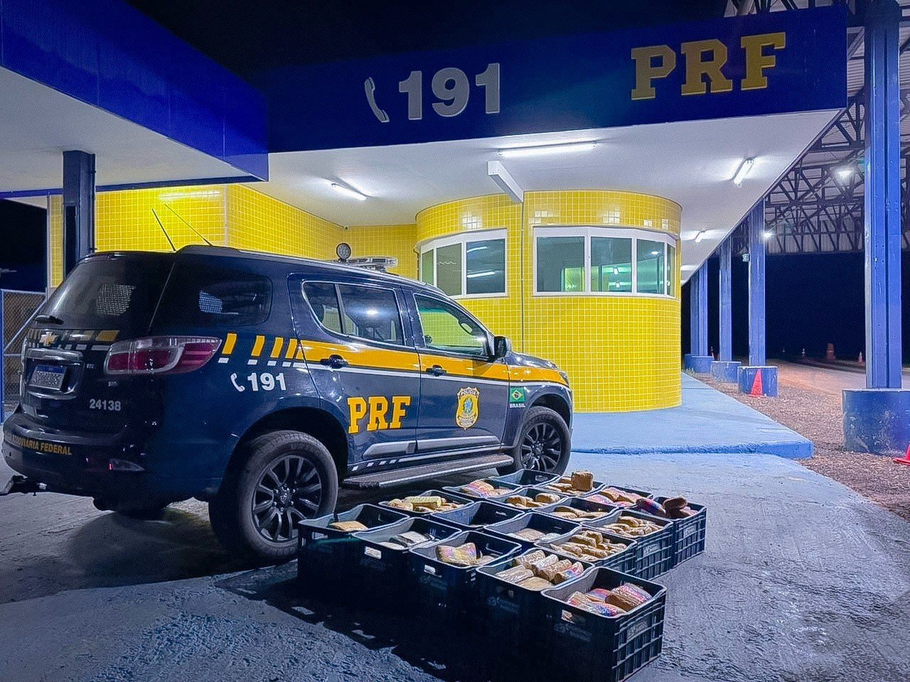  PRF apreende mais de 280 kg de drogas em série de fiscalizações na BR-364