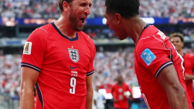 Inglaterra sobra no 2º tempo, vence Panamá e avança em 1º no Grupo  L