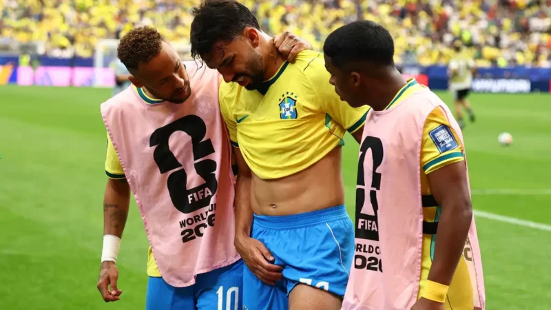 Lucas Paquetá tem lesão na coxa confirmada, sem previsão de retorno