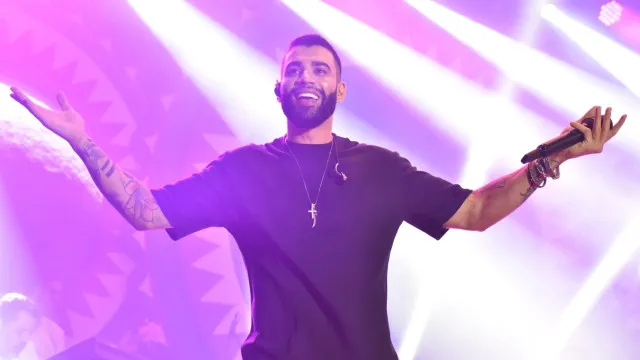 Prefeito chama Gusttavo Lima de ‘ladrão’ após show cancelado; cantor alega ‘caganeira’