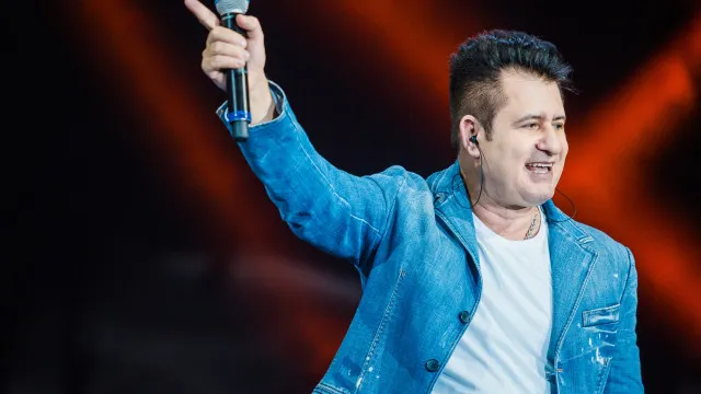 Marrone, da dupla com Bruno, diz que se considera ‘meio gay’ durante show