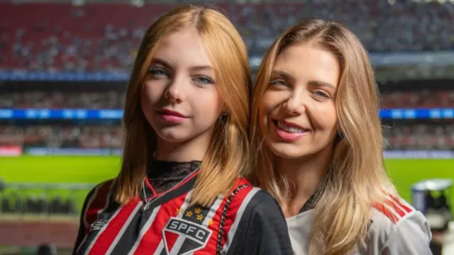 Filha de Sheila Mello brinca com fama da mãe em show de Matuê: ‘Ninguém te conhece aqui’