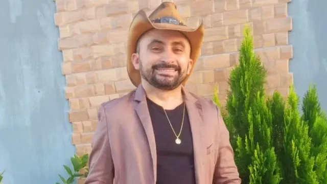 Cantor de 37 anos morre em grave acidente em rodovia do Piauí