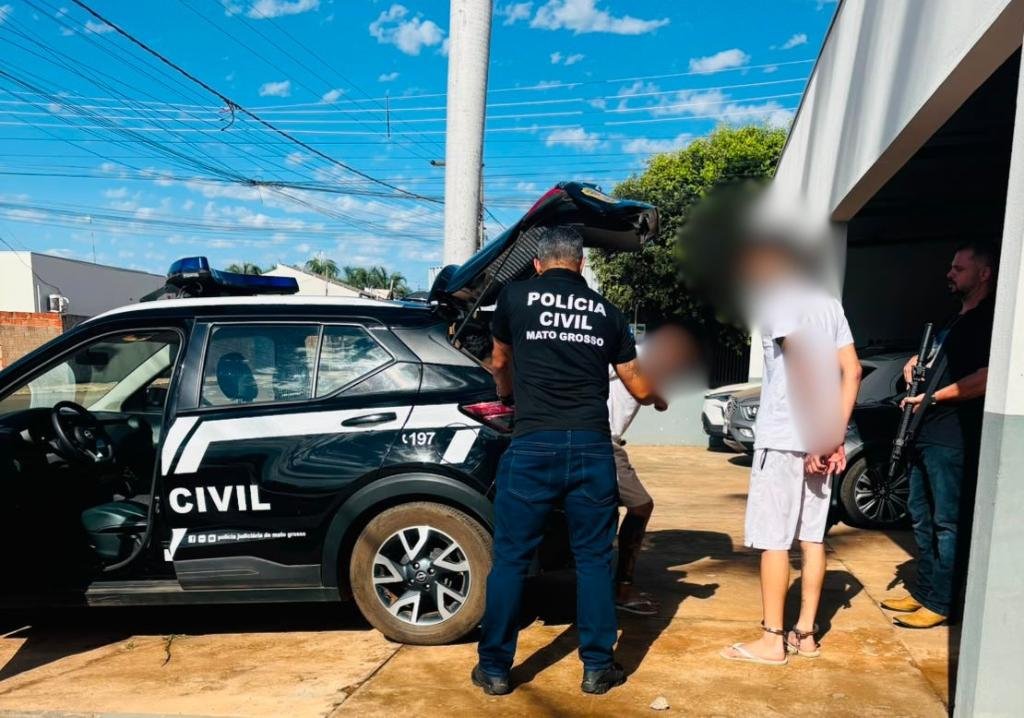 Polícia impede “salve”, resgata quatro mulheres e prende cinco suspeitos