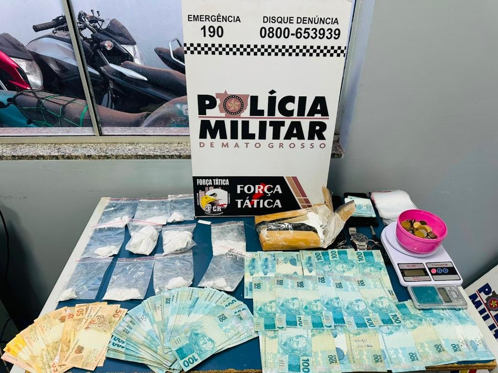 Trio é preso com drogas e R$ 16,7 mil do tráfico após ação da Força Tática