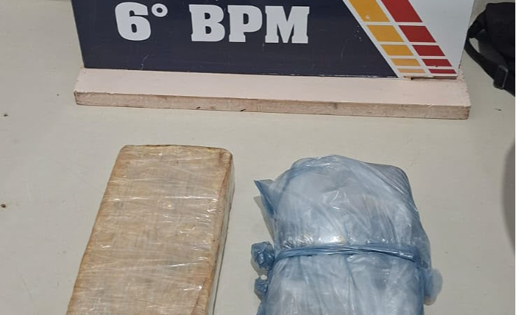 Homem é preso transportando tabletes de cocaína escondidos dentro de balde