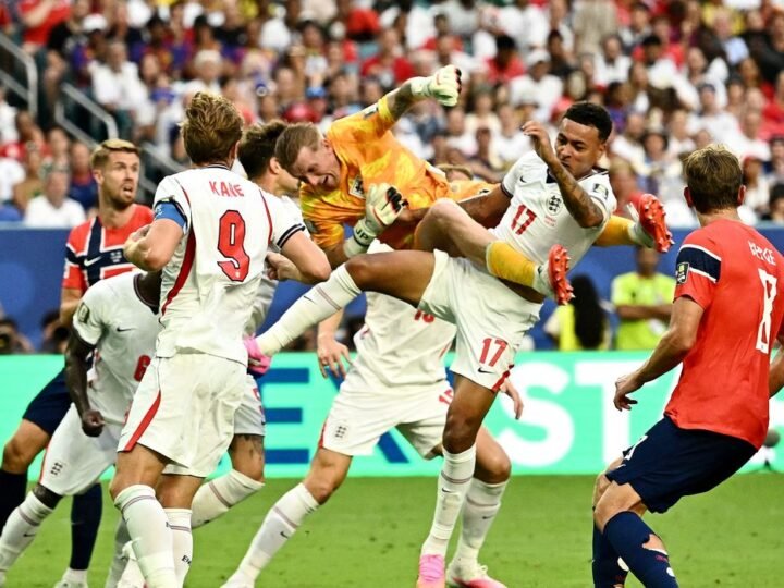 Inglaterra vence Noruega e garante vaga na semifinal