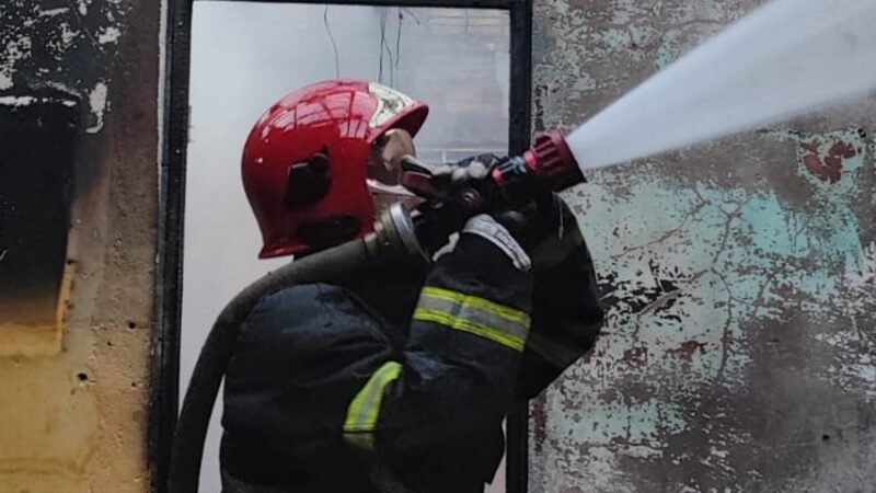 Mulher é resgatada de casa em chamas com 90% do corpo queimado em Alta Floresta