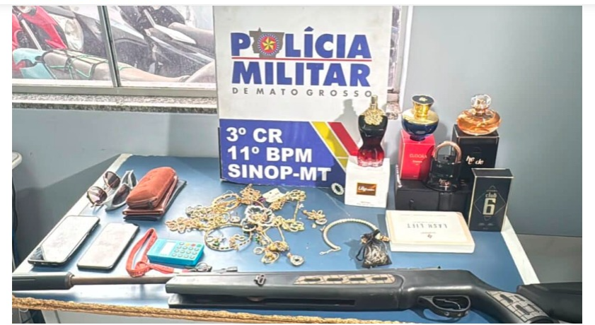 Ex-funcionária é presa após roubo a casa e polícia recupera joias e perfumes