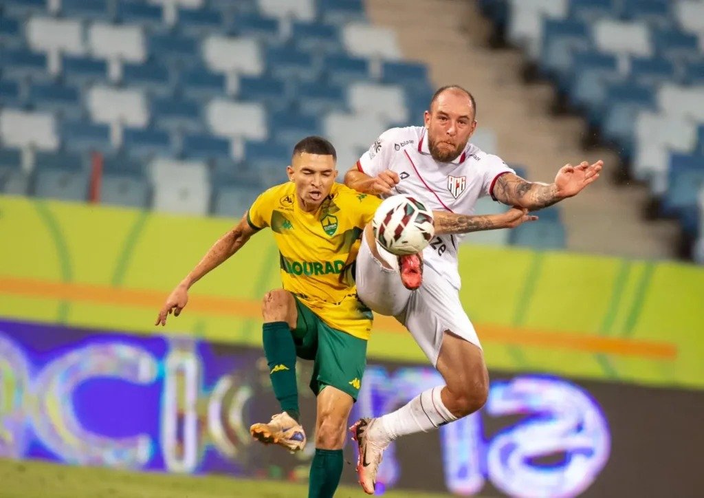 Atlético-GO cala o Cuiabá, vence com gol no segundo tempo e encosta no G6 da Série B
