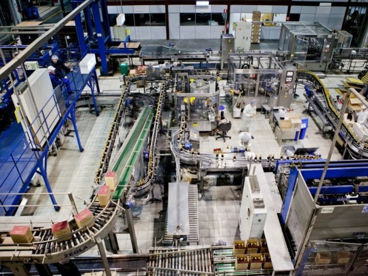 Atividade industrial do RS recua em maio