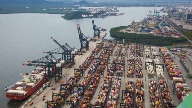 EUA impõem nova tarifa de 12,5% a produtos brasileiros