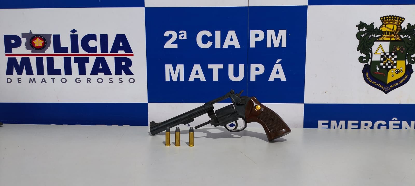 PM apreende revólver após denúncia de plano para cometer homicídio no Nortão de MT